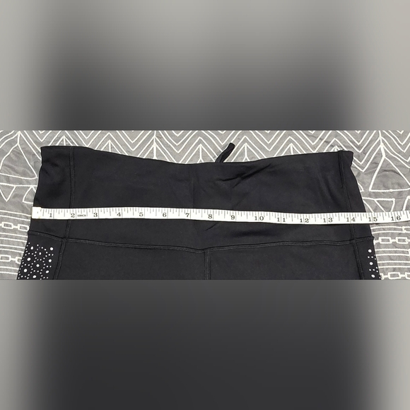 Lululemon Colour Me Quick 7/8 Leggings Size 10 - Picture 6 of 7
